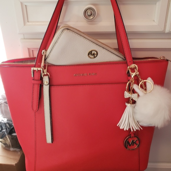 Sold - Picture 4 of 4